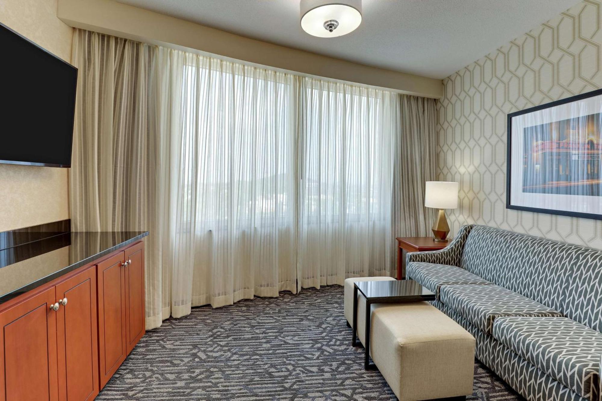 Drury Plaza Hotel Nashville Franklin Exterior photo